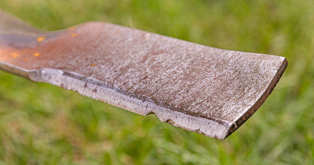 How to Sharpen Lawn Mower Blades with a File